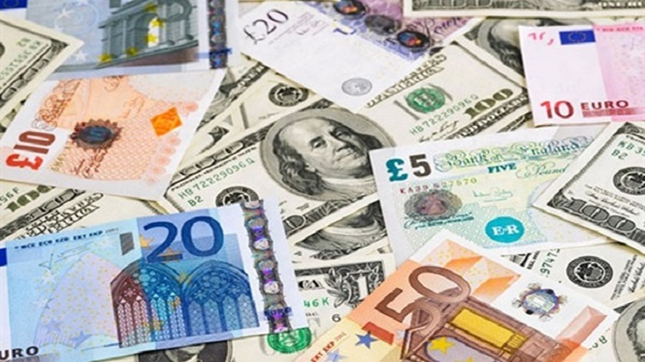 ” الدولار بكام ” سعر العملات الأجنبية والعربية اليوم الإثنين 27 مايو 2024 في جميع البنوك للبيع والشراء