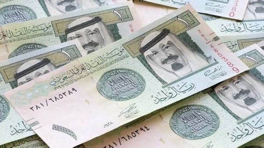 سعر الريال مقابل الجنيه المصري اليوم في مصر بعد تراجع سعر الفائدة .. تغيرات في الأسعار وعدم استقرار