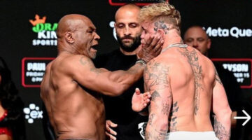 124 120358 mike tyson hits jake paul 700x400 1