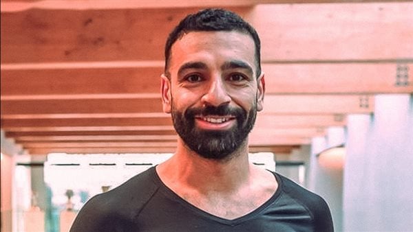 محمد صلاح يحصد الجائزة الرابعة عن شهر نوفمبر