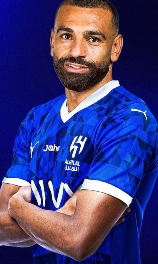 قرار حاسم من مدرب الهلال بشأن التعاقد مع محمد صلاح