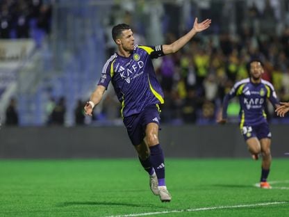 النصر يسقط الخليج 3-0 بالدوري السعودي.. تألق رونالدو وظهور متأخر لـ “شريف”