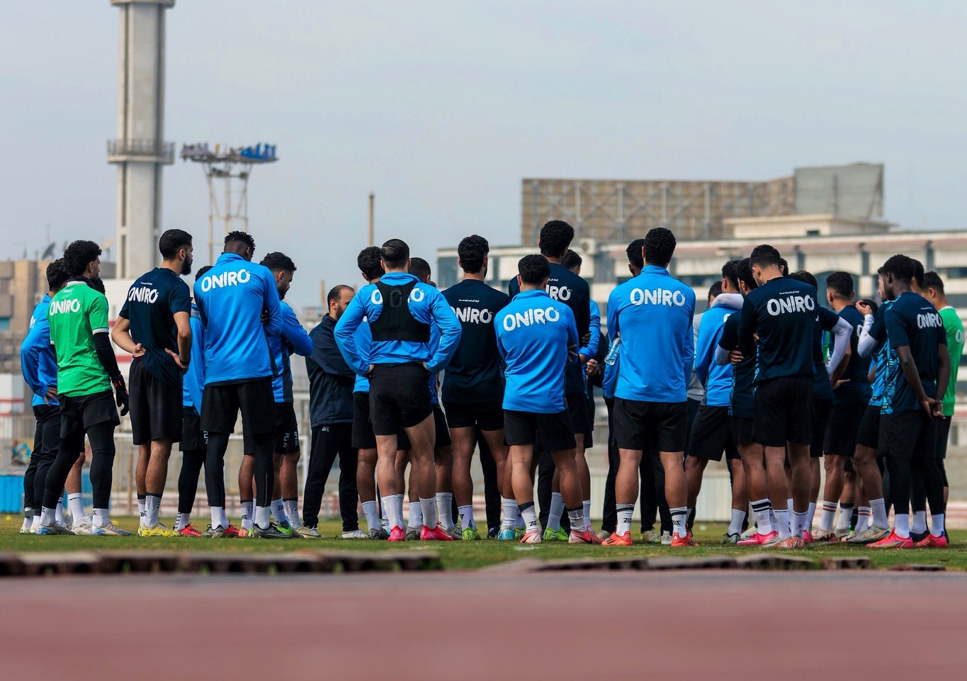 جروس يحفز لاعبي الزمالك قبل مواجهة بيراميدز فى الدوري المصري