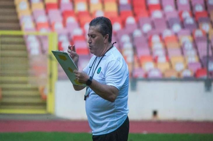 أرقام جوزيه بيسيرو مع الأهلي بعد اقترابه من الزمالك