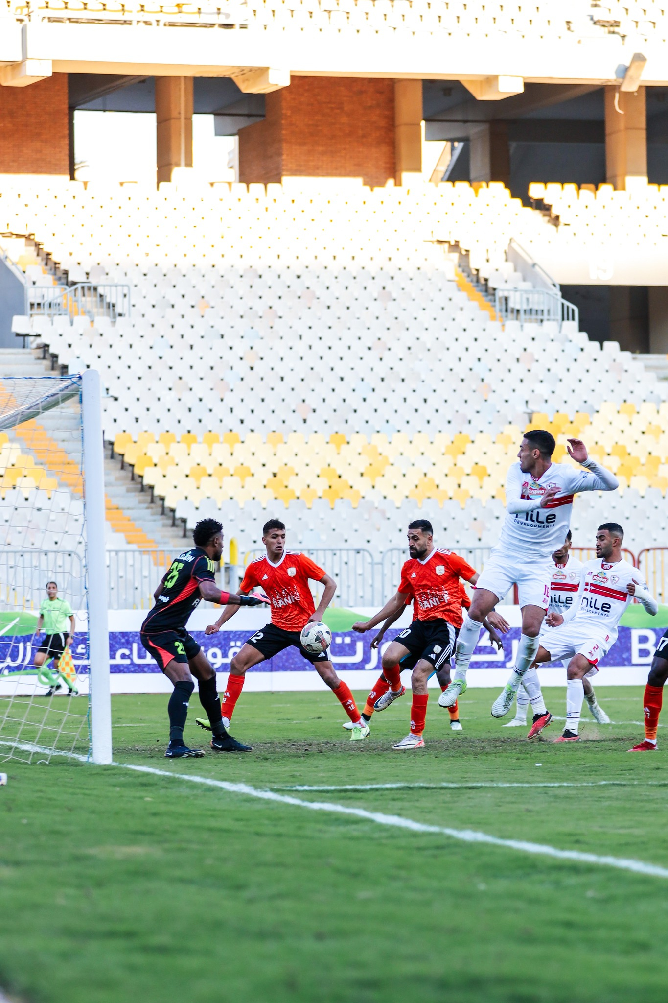 الزمالك يهزم فاركو بهدف نيران صديقة فى الدوري