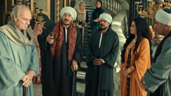 مسلسل حكيم باشا الحلقة 10.. مصطفى شعبان يخرج من الحبس ويصفع ولاد عمه