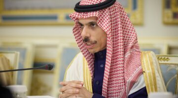 السعودية تتدخل لتهدئة التوترات بين الهند وباكستان