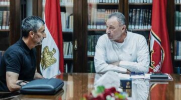 تفاصيل الاجتماع الأول بين الخطيب والجهاز الفني الجديد لفريق الكرة في الأهلي