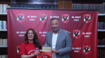 الأهلي يستقبل السفيرة الأمريكية لتعزيز التعاون قبل انطلاق كأس العالم للأندية