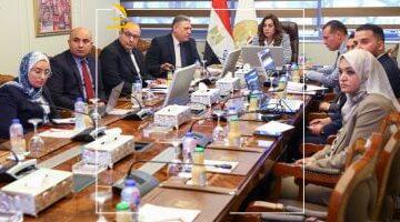 عاجل.. 
                                            وزيرة التنمية المحلية تجرى مرورا ميدانيا على 6 مراكز تكنولوجية بـ3 محافظات