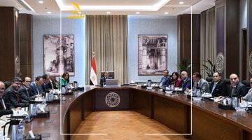 عاجل.. 
                                            الحكومة: استراتيجية لتوطين صناعة الحرير بمصر من خلال منهجية تطوير التكتلات