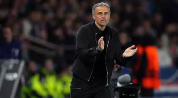 إنريكي يصف مشوار باريس في دوري أبطال أوروبا بأنه يشبه فيلم رعب