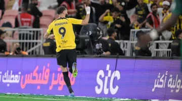 “أنام وأستيقظ مع كرة القدم”… بنزيما يعبّر عن مشاعره بعد تحقيق لقبه الأول مع اتحاد جدة