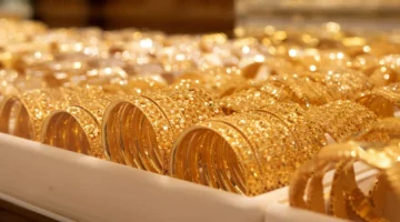 ” ما حدش هيعرف يشتري شبكة ” سعر الذهب اليوم الأحد 4 مايو 2025 في مصر وسعر السبائك الذهبية لمختلف الأوزان.. الجرام بكام؟!