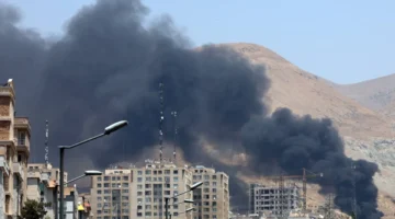 حدش كان يتخيل.. إسرائيل تعلن قصف مقر قيادة عسكري سري في إيران