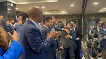 لأول مرة في تاريخه!.. وزير الرياضة يهنئ ويدعم بيراميدز بعد تتويجه التاريخي بدوري أبطال أفريقيا