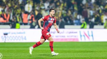 صدمة الـ 40 مليون.. مفاوضات انضمام طارق حامد للزمالك تتوقف نهائياً