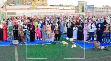 صلاة العيد مش زي ما فاكر.. الأوقاف توضح حكم وقوف الرجال بجانب النساء في صلاة العيد