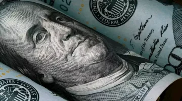 أدكو بتكشف المستور.. تقدير صادم لسعر الدولار بـ 56 جنيهًا بموازنة العام المقبل