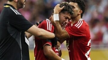 ضربة وجعت الأهلي..! إمام عاشور يغيب عن باقي مباريات كأس العالم للأندية
