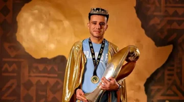 ملوك أفريقيا.. والتاج.. جلسة تصوير تاريخية لنجوم بيراميدز بعد التتويج بدوري الأبطال (صور حصرية)