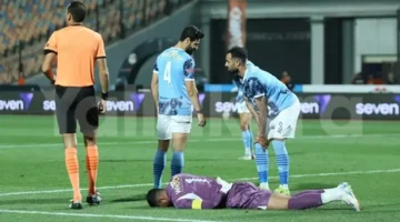 يا دوب بدأوا.. إصابتان مفاجئتان للشناوي ومرعي بعد 6 دقائق فقط بنهائي كأس مصر