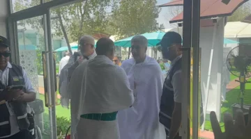 راحة الحجاج أولاً.. وزير السياحة يتفقد مخيمات الحجاج المصريين في عرفات ويطمئن عليهم بالصور