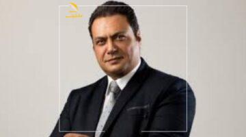 من الآخر خالص.. مراد مكرم يسخر بقوة من النقاشات السياسية والرياضية