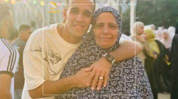 أغلى الناس..! النجم ناصر منسي في لقطة مؤثرة مع والدته من صلاة العيد
