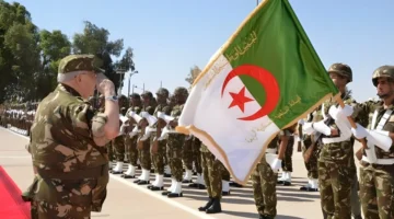 محدش كان يتوقع.. قانون الخدمة العسكرية بالجزائر 2025 وتغييرات صادمة تنتظر الشباب