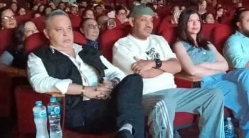 أضواء.. كاريكا وأميرة فتحي في ضيافة تامر عبد المنعم بمسرحية لقاء الخميسي “الملك وأنا”