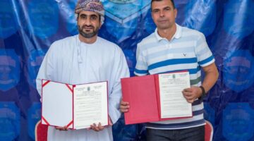 قرار رسمي.. أكرم عبد المجيد مديرا فنيا لنادي نزوى العُماني