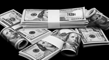 تراجع مفاجئ.. سعر الدولار اليوم يهبط في 5 بنوك مع بداية تعاملات الأربعاء