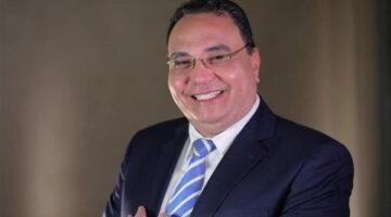خبير نفسي: “كسولون وطماعون”.. هجوم حاد على مشاهير تيك توك بسبب إساءة استخدام المنصة