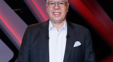 قرار مثير.. شوبير: الأهلي “نادي ابن أصول” وما حدث أمام سيراميكا قد يؤدي لكارثة