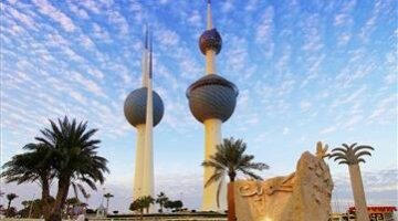 حار ورطب.. طقس الكويت اليوم الثلاثاء:  45 درجة نهارًا وغائم جزئيًا