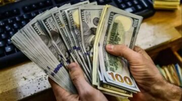 تحديث اللحظة.. سعر الدولار اليوم في البنوك المصرية يتحرك بشكل مفاجئ