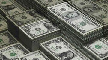 سعر الدولار اليوم.. مفاجأة في البنوك المصرية الخميس 14 أغسطس 2025