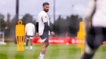 رد غير متوقع.. نونيز يعلق على رسالة صلاح بعد انضمامه للهلال