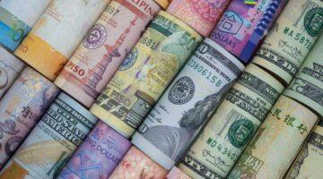 سعر الدولار اليوم.. مفاجأة في أسعار العملات مقابل الجنيه المصري الجمعة 15 أغسطس 2025