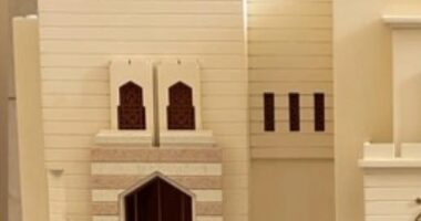 رسميًا من دار الإفتاء.. حكم رفع اليدين بالدعاء في خطبة الجمعة وحكم صلاة المرأة عند زيادة مدة الحيض