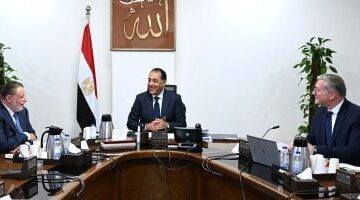 رسميًا.. رئيس الوزراء يتابع توفير البنزين والسولار وسداد مستحقات الشركاء الأجانب