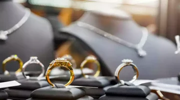 قفزة مفاجئة.. سعر الذهب اليوم في مصر يشهد ارتفاعًا ملحوظًا بمنتصف تعاملات الخميس