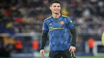 رونالدو يُفجّر مفاجأة.. صفقات من برشلونة وتشيلسي لـ”فريق الأحلام” مع النصر