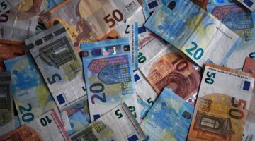 عاجل.. سعر اليورو يهبط أمام الجنيه المصري اليوم الأحد 3 أغسطس 2025