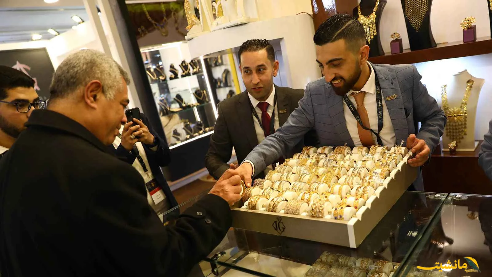 هبوط مفاجئ.. سعر الذهب يتراجع في مصر وعيار 21 يسجل 4580 جنيهًا بضغط عالمي