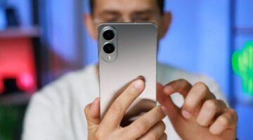 ميزة جديدة من سامسونج.. حماية هواتف Galaxy من عمليات الاحتيال الصوتي في One UI 8