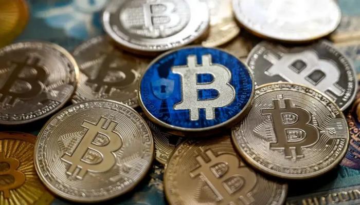 ولعت نار.. هبوط أسعار بيتكوين والعملات الرقمية 1 أغسطس 2025 2 ولعت نار.. هبوط أسعار بيتكوين والعملات الرقمية 1 أغسطس 2025