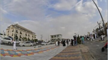 سياحة ساحرة.. ممشى الضباب بالنماص وجهة جبلية تعانق الغيوم