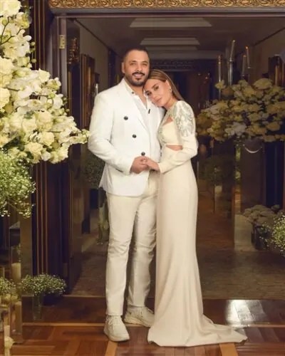 البدلة البيضاء 